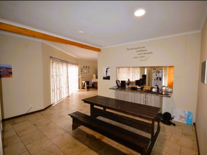 Perfect Family Home in Henties Bay - Photo 5