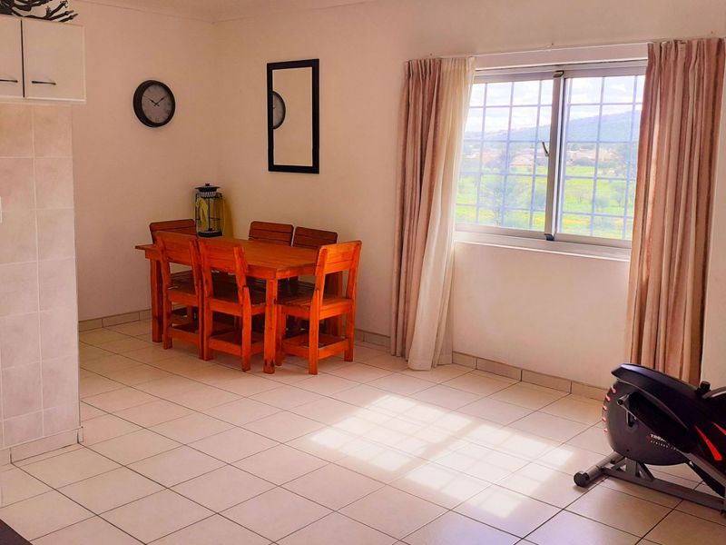 Beautiful and very neat House for Sale at the outskirts of Cimbebasia - Photo 8