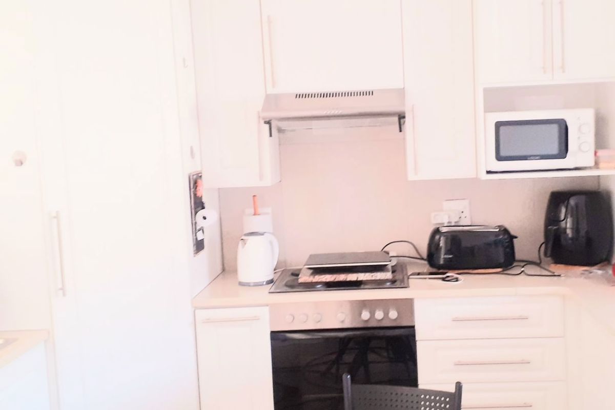 Beautiful One bedroom for sale. - Photo 3