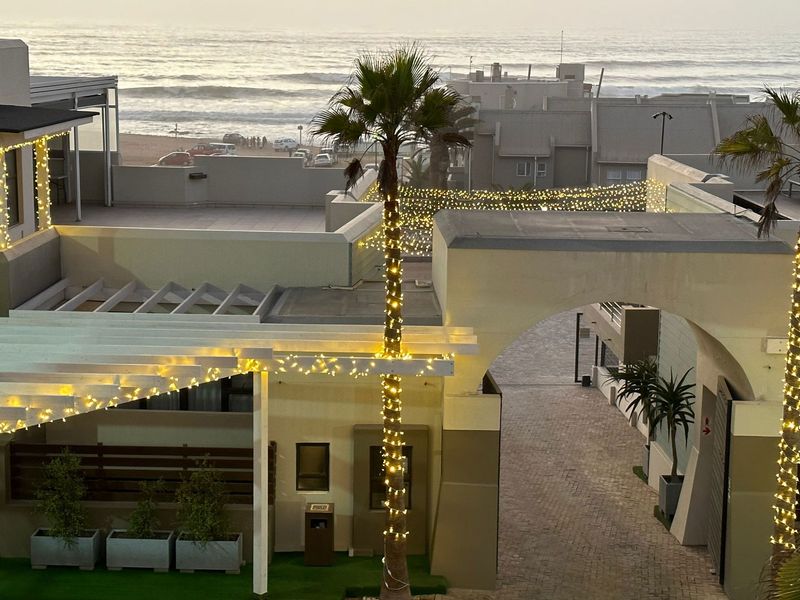 Seaside Tranquility and Luxury Unveiled - Photo 8