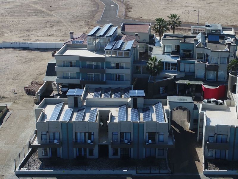 Seaside Tranquility and Luxury Unveiled - Photo 6