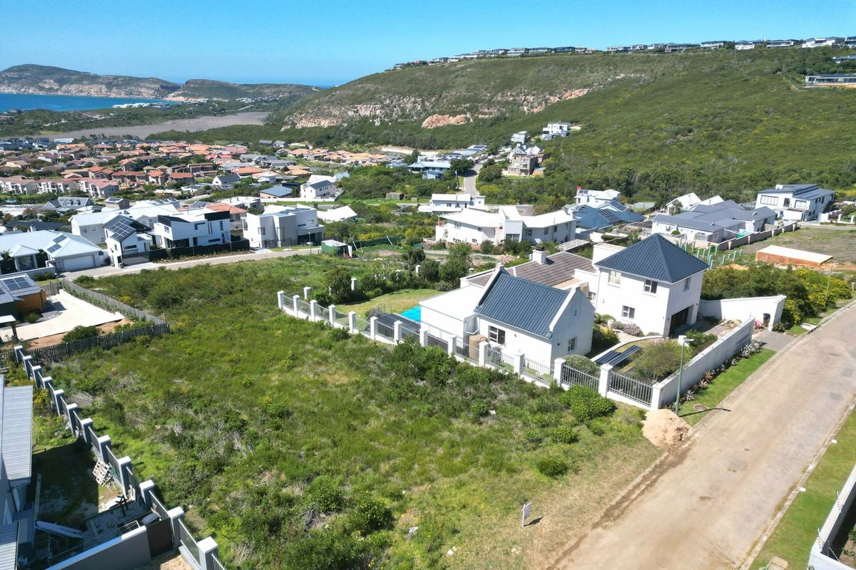 A Whale Rock Jewel!!  Prime Vacant Stand with Magnificient Sea Views! - Photo 5