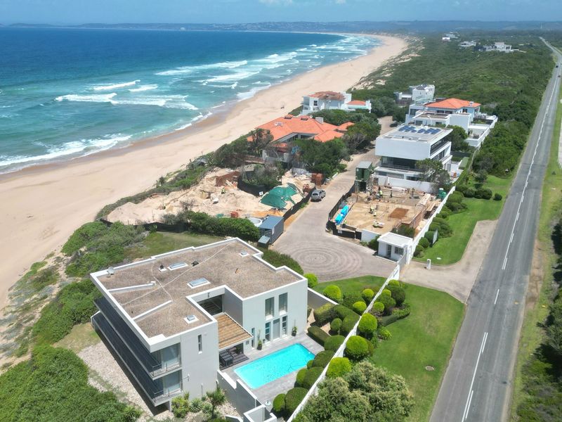 Unbeatable Location! Vacant Stand in The Waves Estate with Breathtaking Sea Views - Photo 5