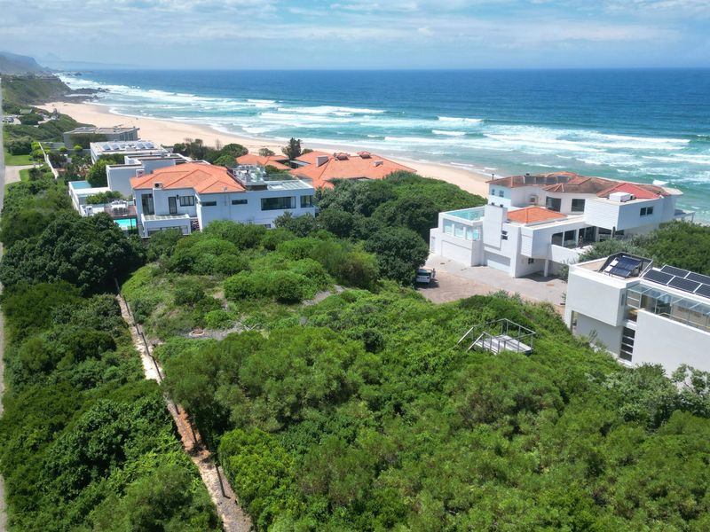 Unbeatable Location! Vacant Stand in The Waves Estate with Breathtaking Sea Views - Photo 7