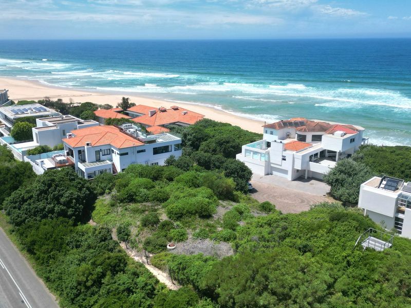Unbeatable Location! Vacant Stand in The Waves Estate with Breathtaking Sea Views - Photo 2