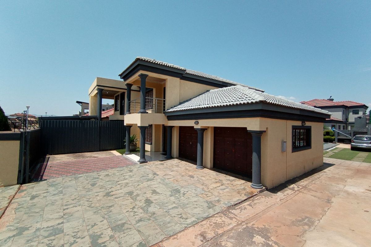 LOVE AT FIRST SIGHT!!!! - Photo 3