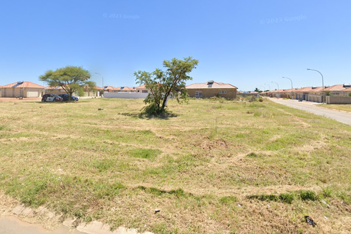 Business Zoned Stand in Southern Gateway - Photo 4