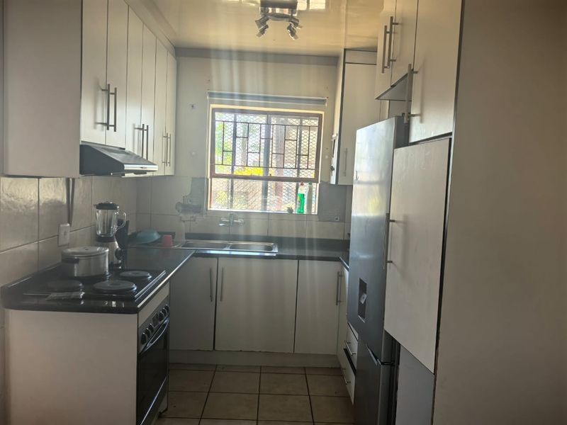 Charming 2-Bedroom Home in Rethabile Gardens – Perfect for Comfortable Living - Photo 2