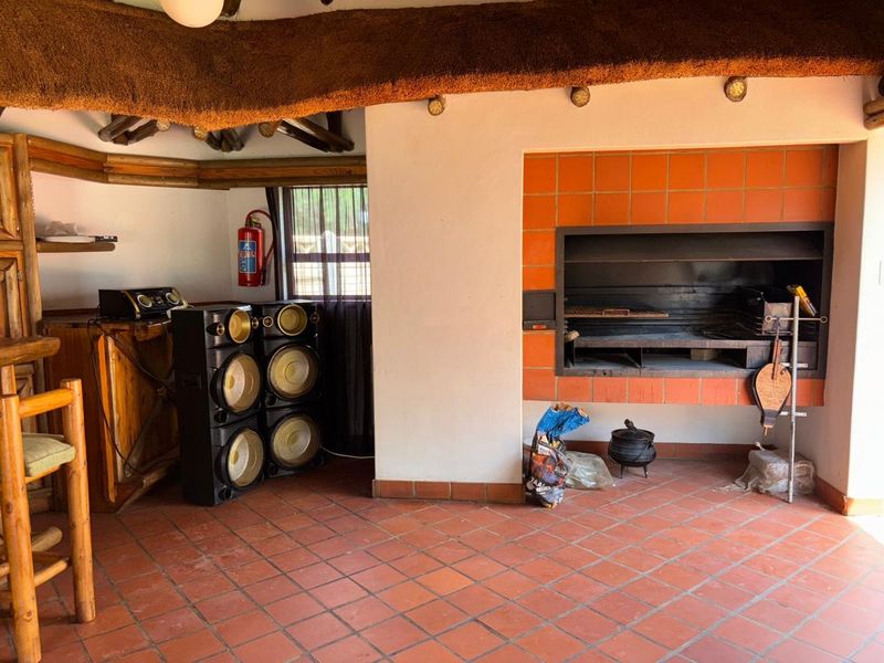 Luxurious Double-Story Home in Sought-After Trim Park, Mokopane. - Photo 9