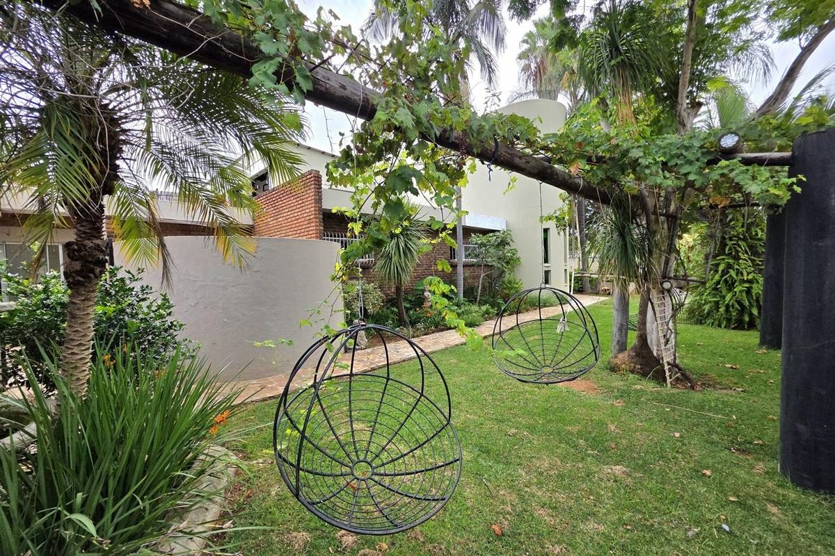 PRIME GUESTHOUSE INVESTMENT OPPORTUNITY IN POLOKWANE - Photo 3