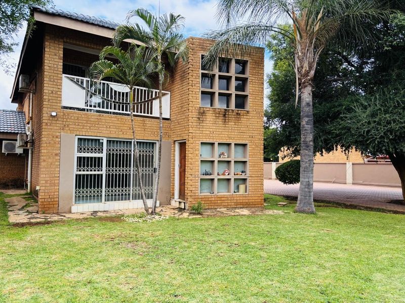 Exquisite Family Oasis in Chroompark, Mokopane. - Photo 5