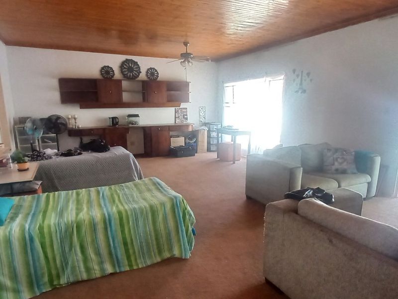 Prime Investment Opportunity – 1,586m2 Stand | Cash Buyers Only - Photo 6