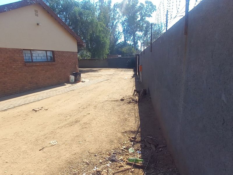 Investment Opportunity – Prime Property with Huge Rental Potential - Photo 10