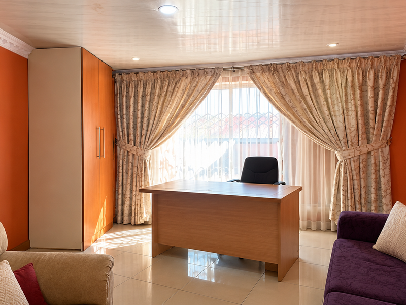 Spacious Family Home with Excellent Investment Potential - Photo 4