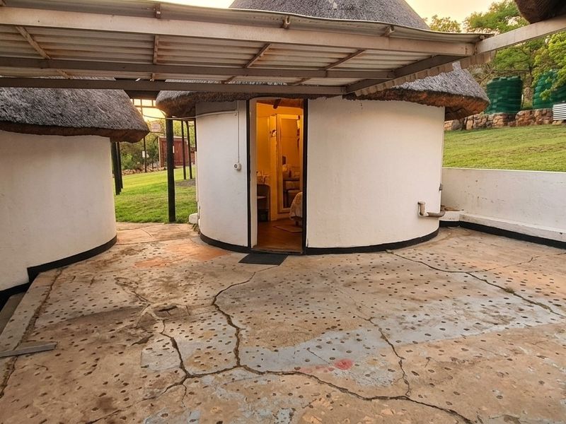 Step into your own Private Bushveld Sanctuary! - Photo 3