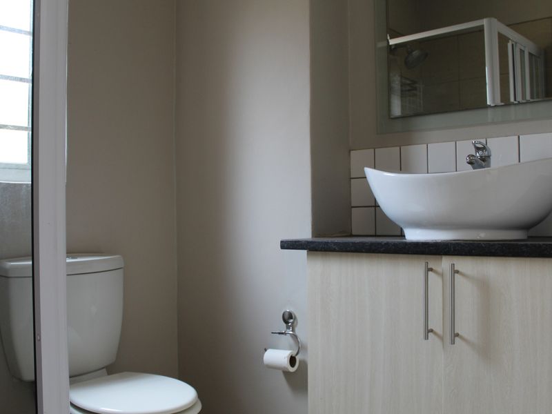 Beautiful and modern - Photo 9