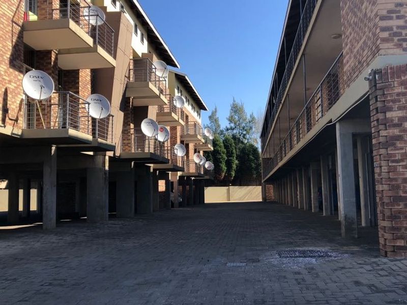 Spacious apartment - Photo 2