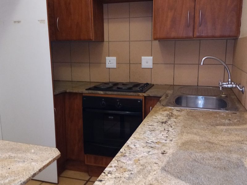 Bachelor's apartment - Photo 2