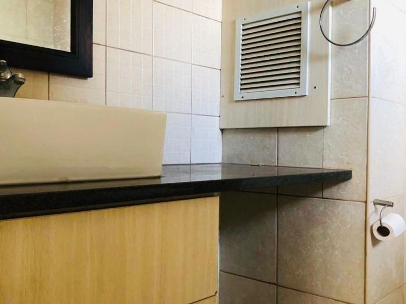 Modern and secure apartment - Photo 6