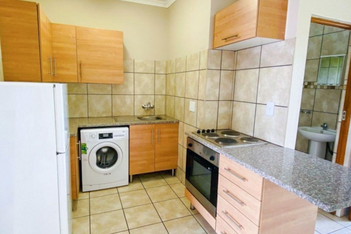 Spacious apartment with modern finishes - Photo 2