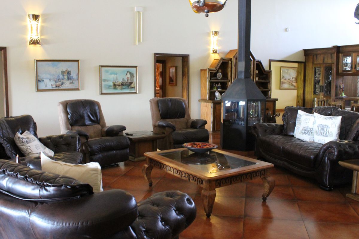 Incredible and magnificent property! - Photo 2