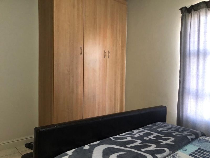 What an absolute gem! - Photo 9