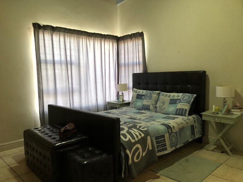 What an absolute gem! - Photo 8