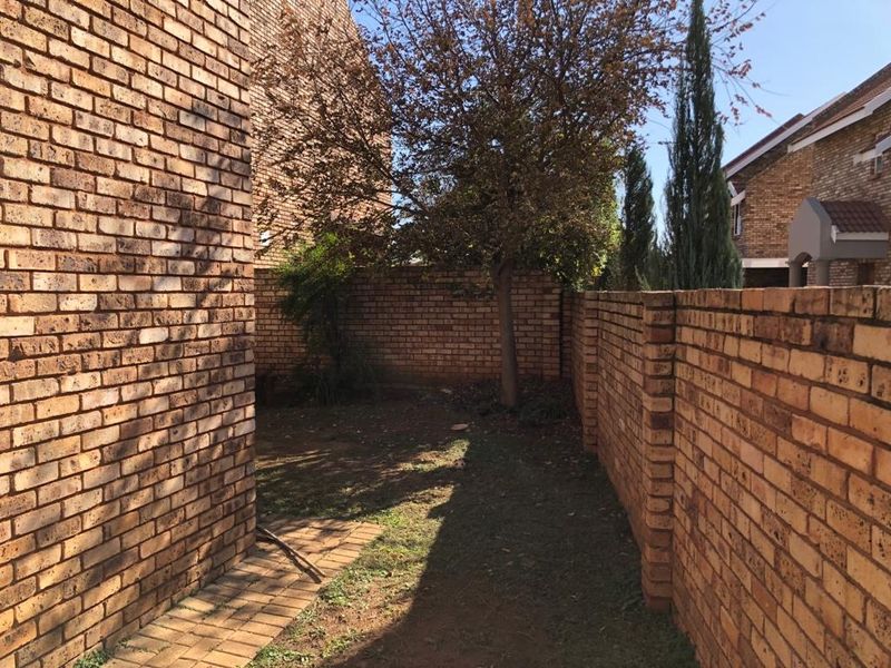 Double-storey townhouse - Photo 6