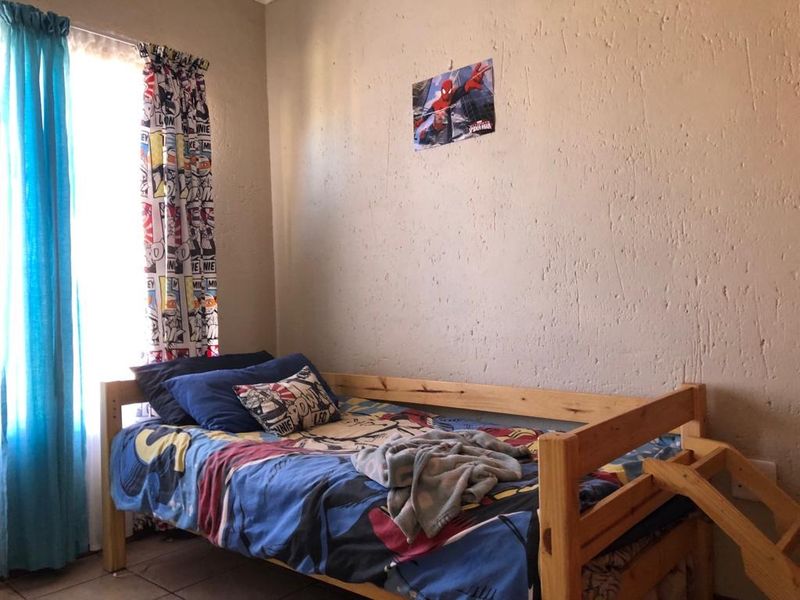 Double-storey townhouse - Photo 3