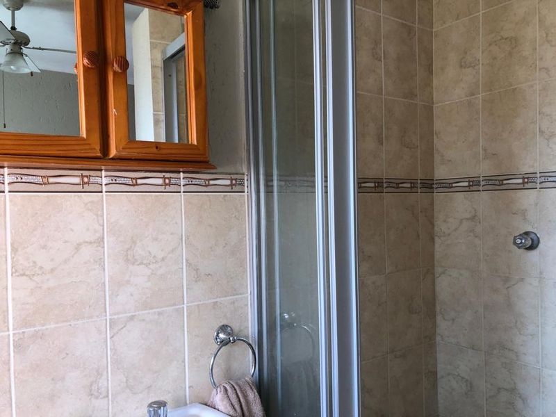 Double-storey townhouse - Photo 4