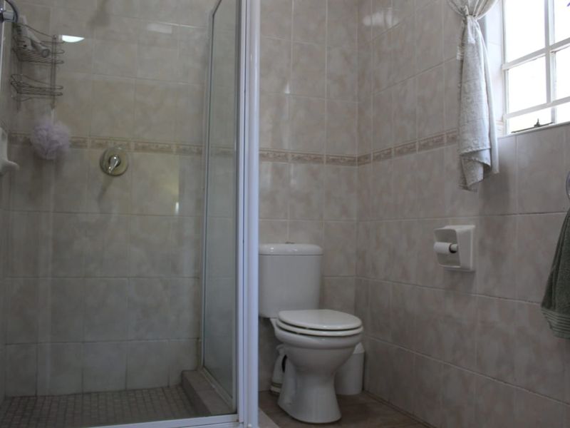 Spacious, modern and upmarket! - Photo 10