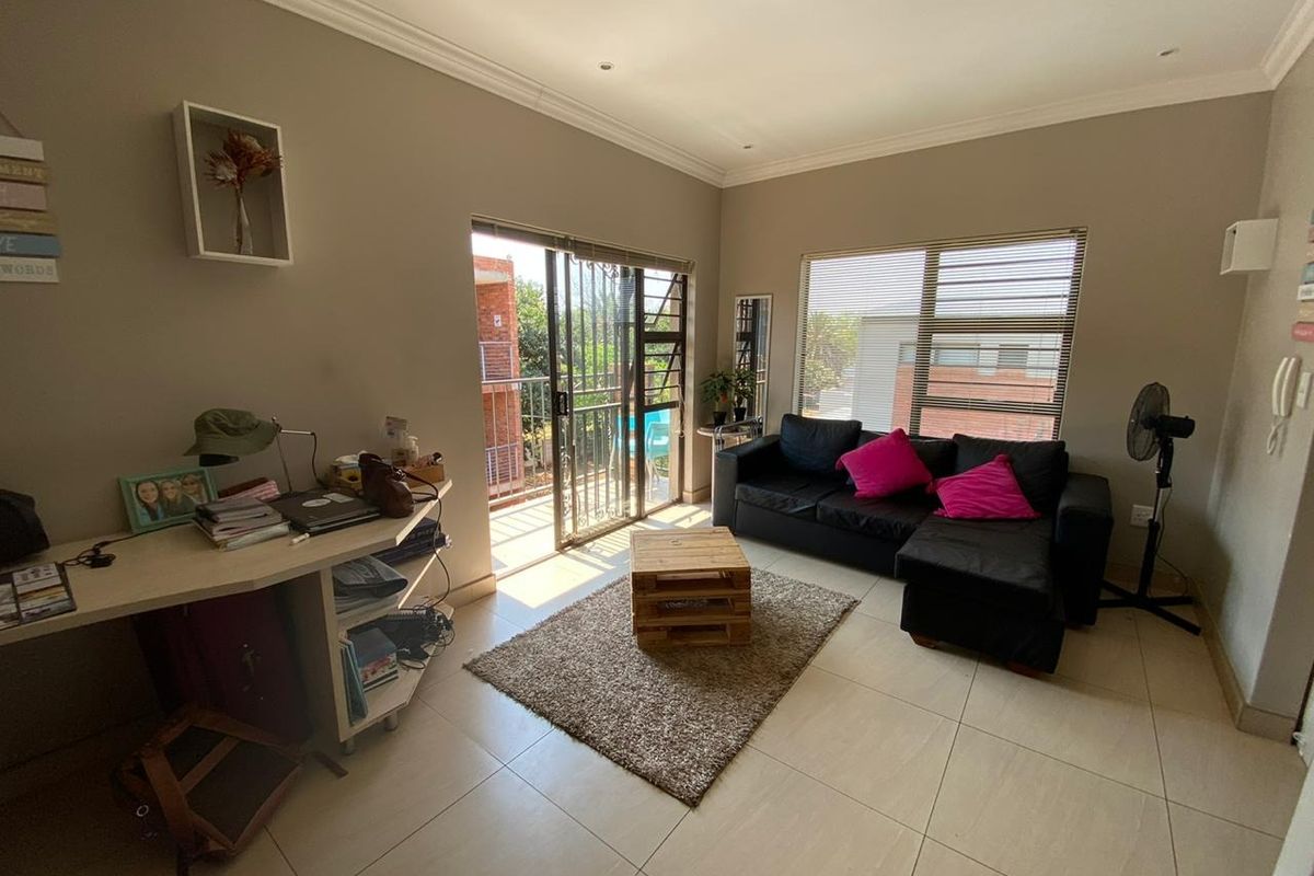 Student apartment in prime area for sale - Potchefstroom - Photo 5