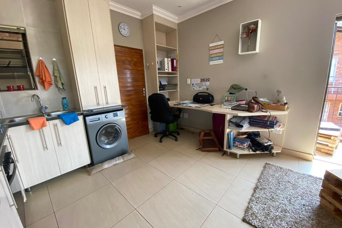 Student apartment in prime area for sale - Potchefstroom - Photo 4