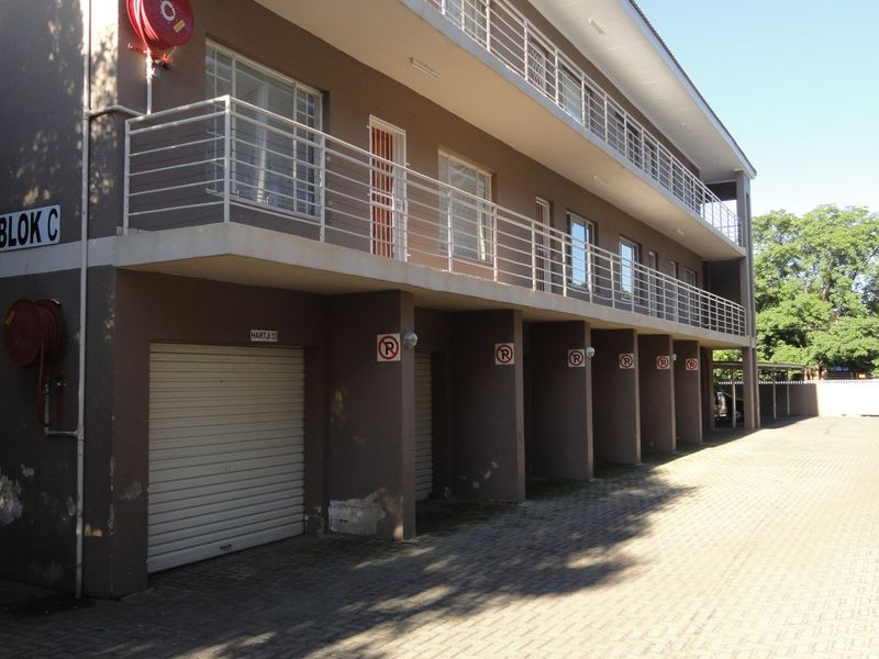 Beautiful one-bedroom flat – Potchefstroom – For Sale - Photo 3