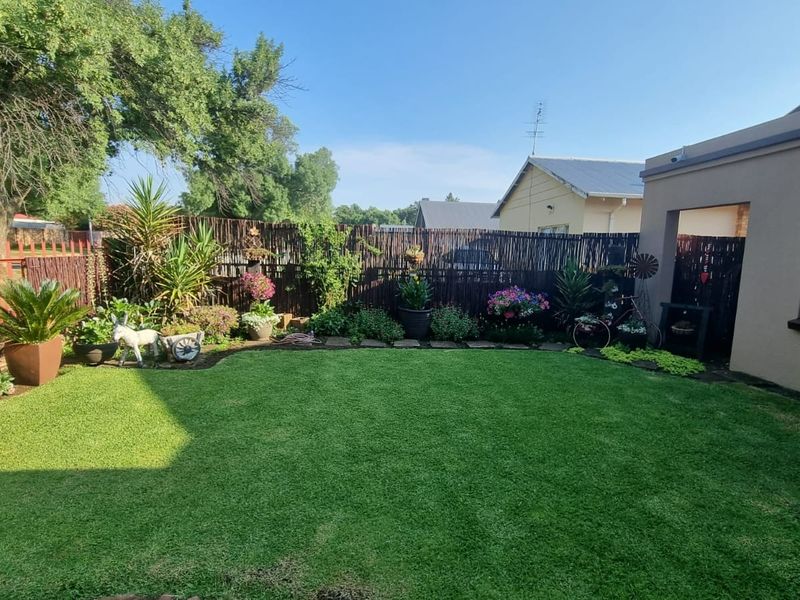 Spacious Family Home in Potchefstroom – For Sale - Photo 6