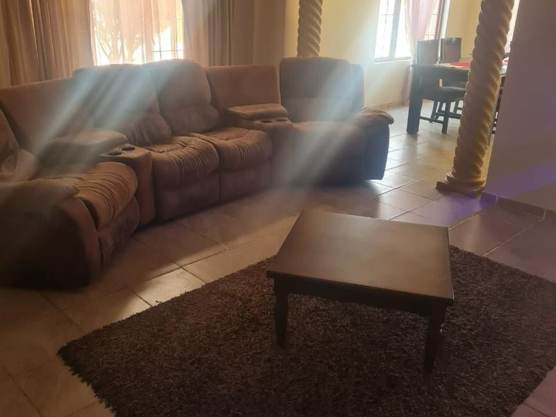 Spacious Family Home in Potchefstroom – For Sale - Photo 10