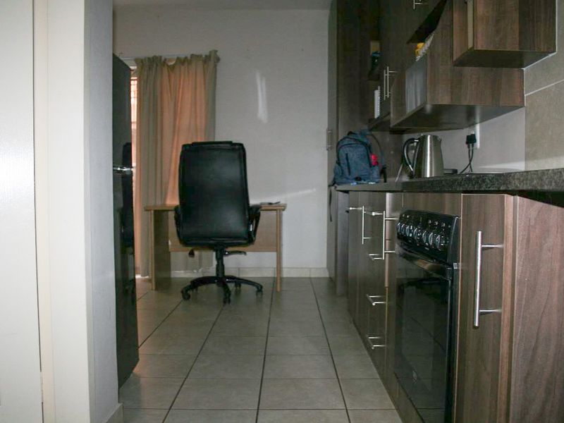 Spacious and modern apartment - Photo 3