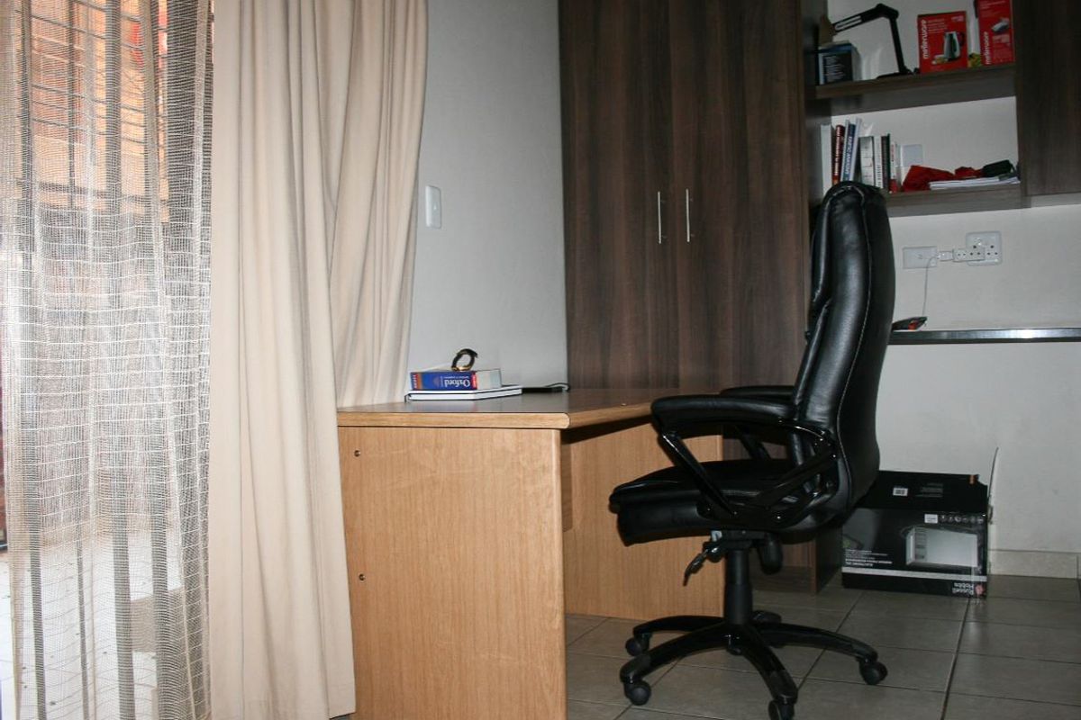 Spacious and modern apartment - Photo 5