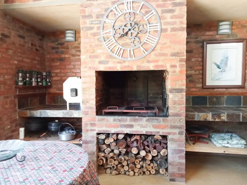 The epitome of the perfect family and holiday home - Photo 9