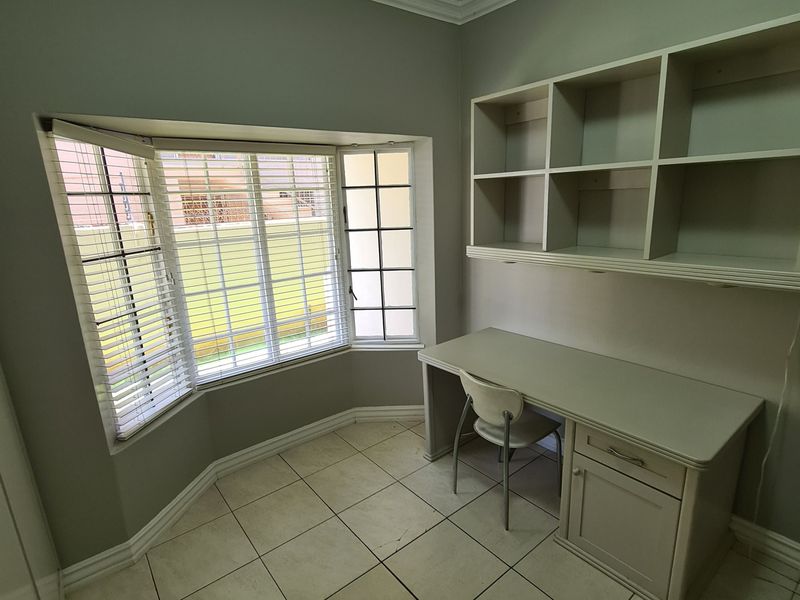 Spacious Two-Bedroom Apartment– Potchefstroom – For Sale - Photo 8
