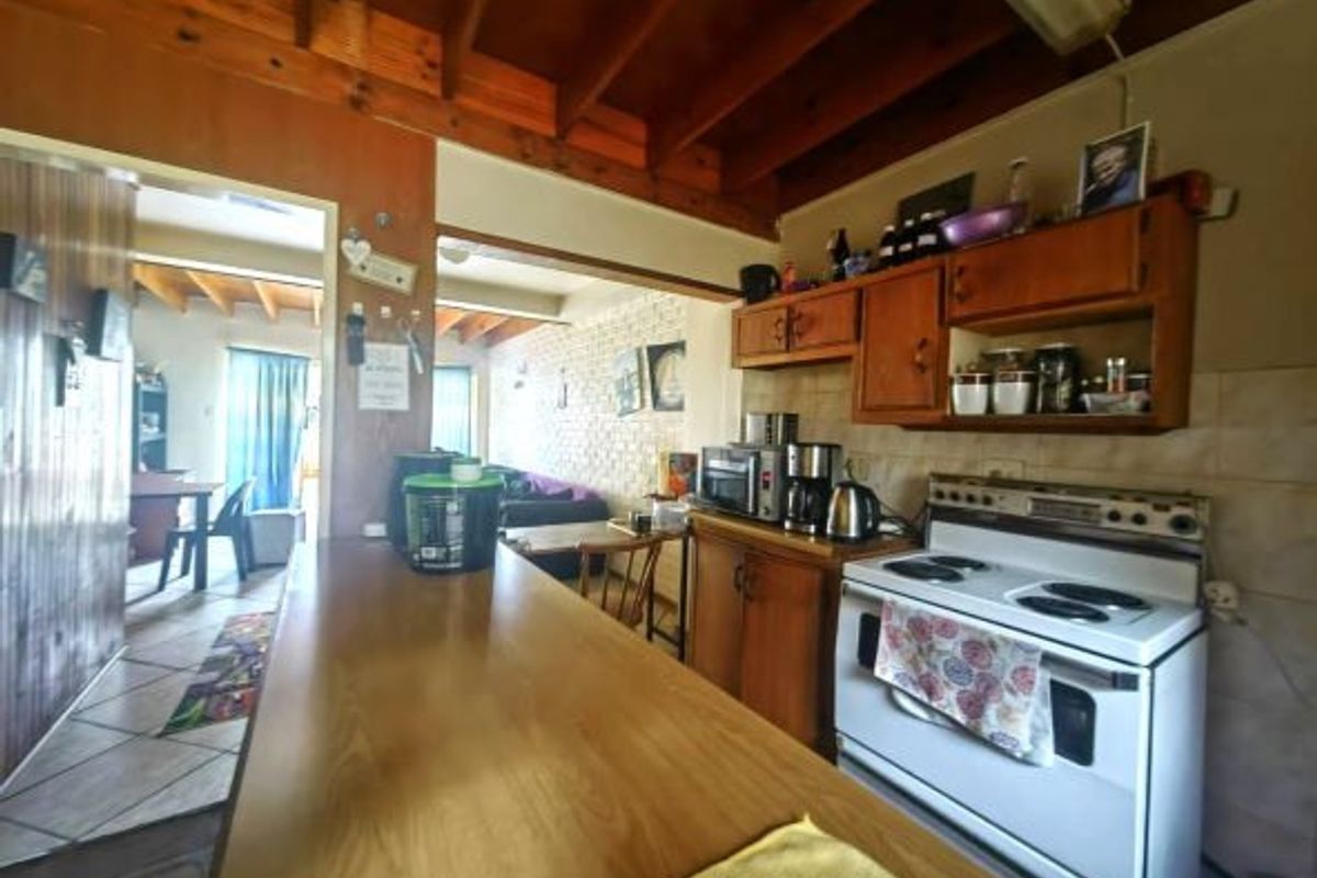 2 Bedroom Duplex For Sale - Photo 2