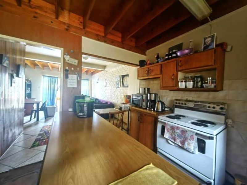 2 Bedroom Duplex For Sale - Photo 2