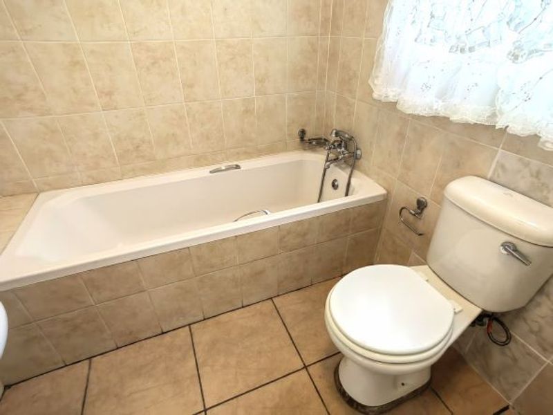 Modern 2 bedroom apartment near the North West University - Photo 10