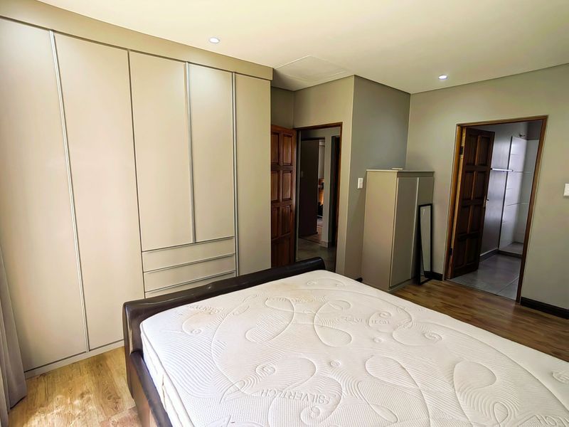 Modern Townhouse close to the NWU - Photo 9