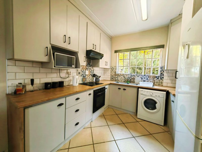 Modern 2 Bedroom Townhouse For Sale - Photo 8