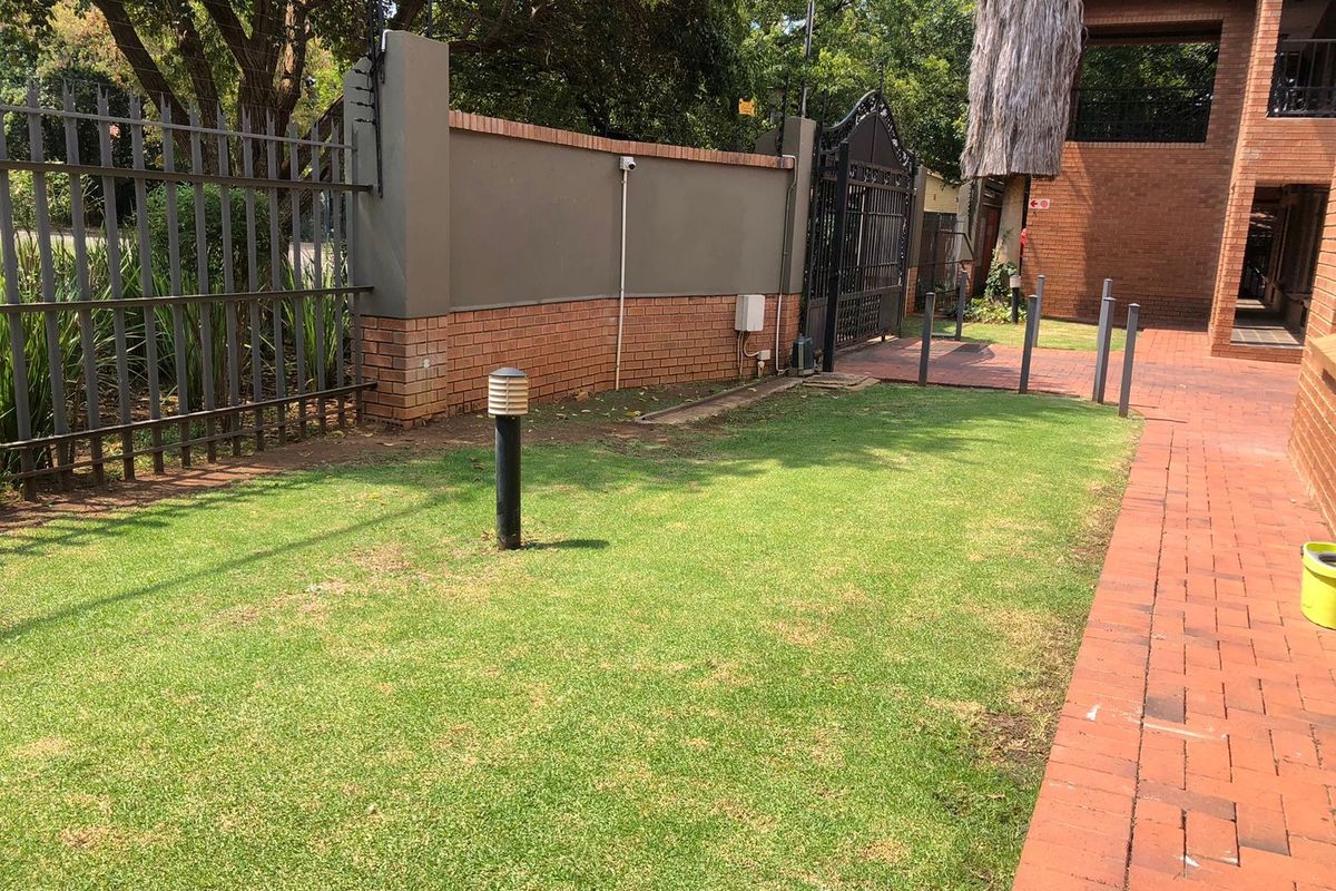 Walking Distance to Northwest University!!! - Photo 2