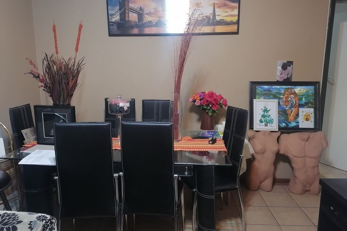 Looking for a modern and convenient apartment that suits your busy lifestyle? - Photo 4