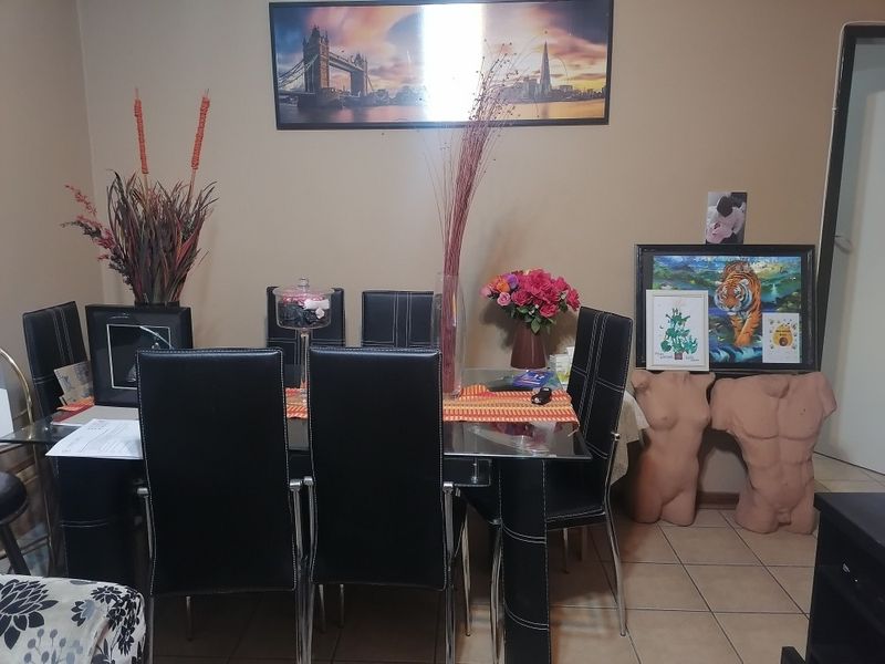 Looking for a modern and convenient apartment that suits your busy lifestyle? - Photo 4