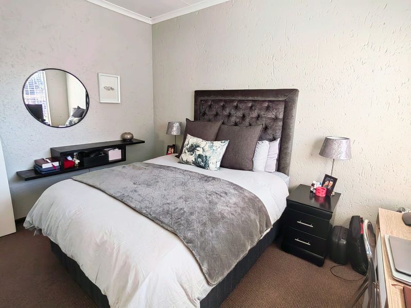 Modern Townhouse in Ballie Park - Photo 8