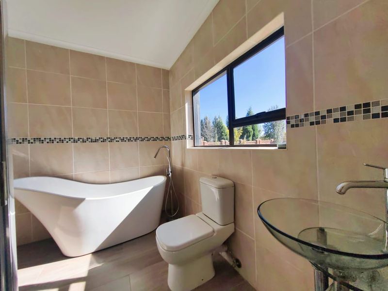 Your dream house has just came onto the market in Ailanto country Estate! - Photo 9